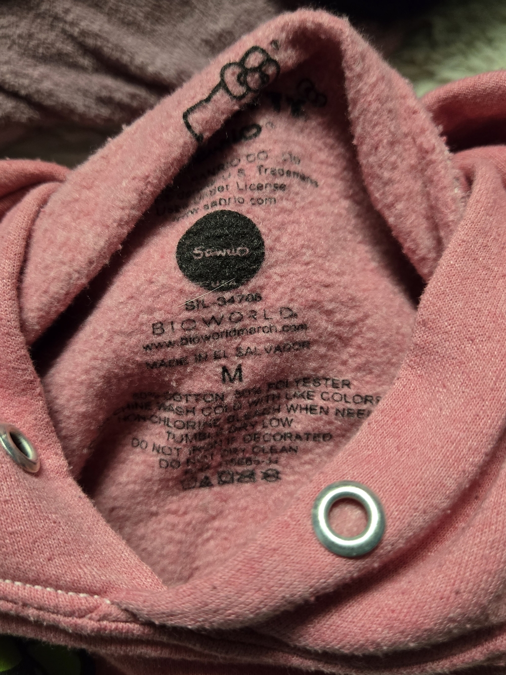 Sweater Subcategory Identification - Picture 5 of 5
